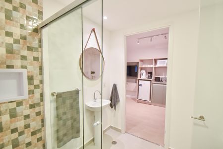 Studio para alugar com 34m², 1 quarto e sem vaga Studio para alugar com 34m², 1 quarto e sem vagaBanheiro