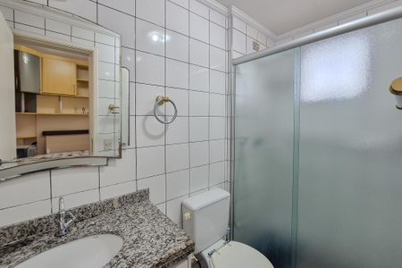 Apartamento à venda com 67m², 3 quartos e 2 vagas Apartamento à venda com 67m², 3 quartos e 2 vagasBanheiro da Suíte