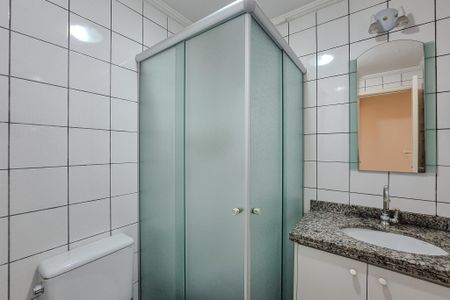 Apartamento à venda com 67m², 3 quartos e 2 vagas Apartamento à venda com 67m², 3 quartos e 2 vagasBanheiro Social