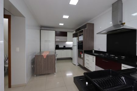 Casa à venda com 163m², 3 quartos e 2 vagasCozinha