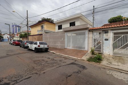 Casa à venda com 163m², 3 quartos e 2 vagasFachada