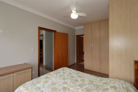 Casa à venda com 163m², 3 quartos e 2 vagasSuíte