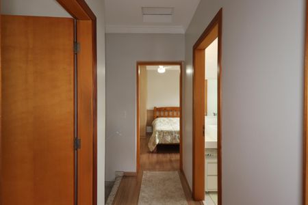 Casa à venda com 163m², 3 quartos e 2 vagasCorredor