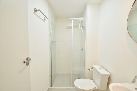 Studio para alugar com 34m², 1 quarto e sem vaga Studio para alugar com 34m², 1 quarto e sem vagaBanheiro