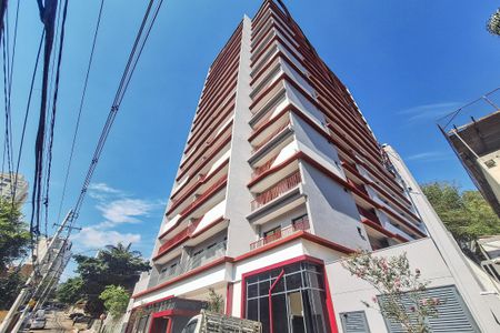 Studio para alugar com 34m², 1 quarto e sem vaga Studio para alugar com 34m², 1 quarto e sem vagaFachada