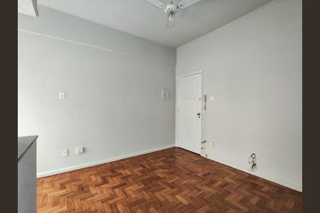 Sala de apartamento para alugar com 1 quarto, 44m² em Vila Isabel, Rio de Janeiro