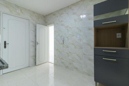 Apartamento à venda com 108m², 2 quartos e 1 vaga Apartamento à venda com 108m², 2 quartos e 1 vagaCozinha