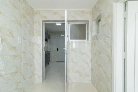 Apartamento à venda com 108m², 2 quartos e 1 vaga Apartamento à venda com 108m², 2 quartos e 1 vagaÁrea de Serviço