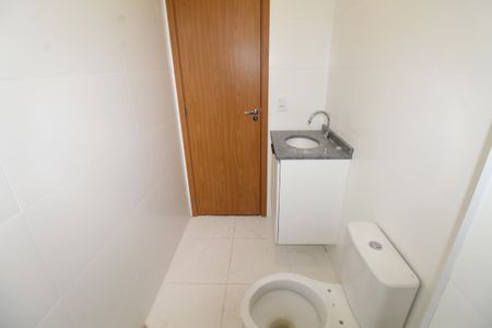 Apartamento para alugar com 70m², 2 quartos e 2 vagasBanheiro