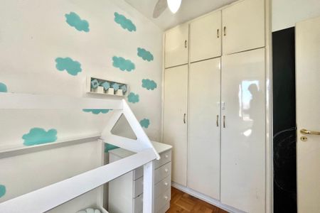 Apartamento à venda com 65m², 2 quartos e 1 vagaQuarto 2