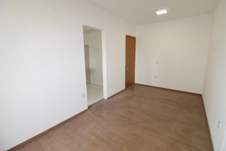 Apartamento para alugar com 70m², 2 quartos e 1 vagaSala
