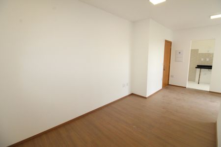 Apartamento para alugar com 70m², 2 quartos e 1 vagaSala