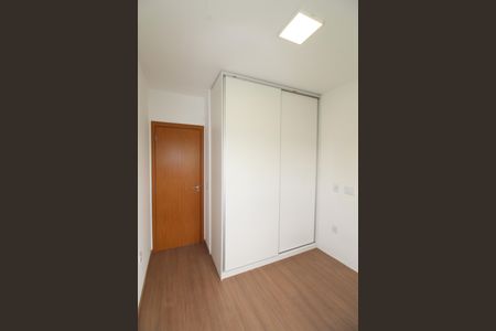 Apartamento para alugar com 70m², 2 quartos e 1 vagaSuíte