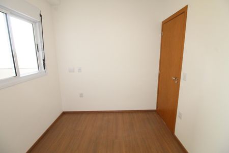 Apartamento para alugar com 70m², 2 quartos e 1 vagaQuarto