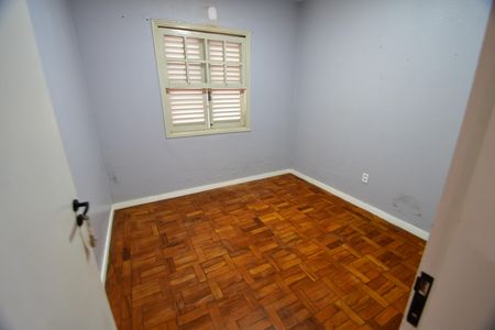 Casa à venda com 77m², 2 quartos e 3 vagasQuarto 2