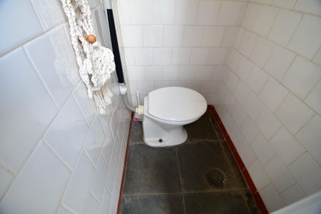 Casa à venda com 77m², 2 quartos e 3 vagasBanheiro de serviço