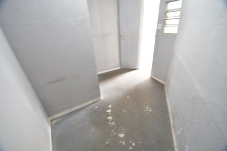 Casa à venda com 77m², 2 quartos e 3 vagasQuarto de Serviço