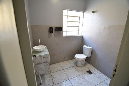 Casa à venda com 77m², 2 quartos e 3 vagasLavabo
