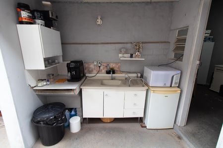 Casa à venda com 77m², 3 quartos e 3 vagasCOZINHA