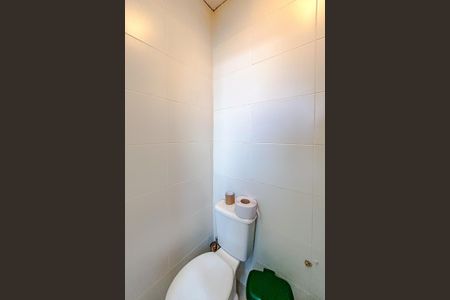 Casa à venda com 300m², 3 quartos e 2 vagasBanheiro de serviço