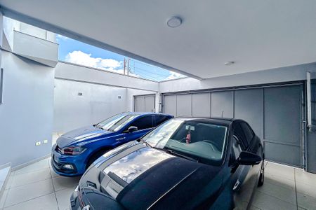 Casa à venda com 300m², 3 quartos e 2 vagasGaragem