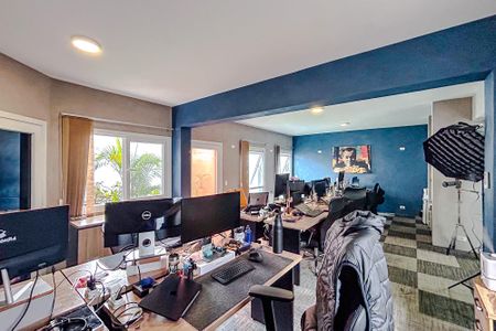 Sala de casa à venda com 3 quartos, 300m² em Jardim da Saúde, São Paulo