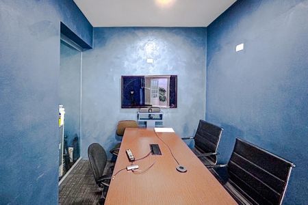 Casa à venda com 300m², 3 quartos e 2 vagasEscritório