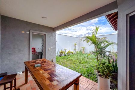 Casa à venda com 300m², 3 quartos e 2 vagasÁrea gourmet