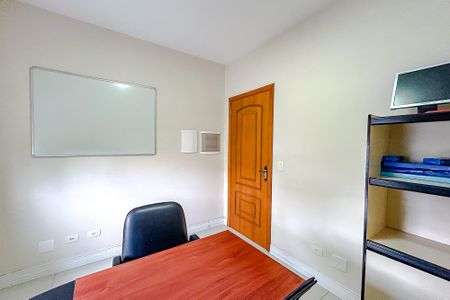 Casa à venda com 300m², 3 quartos e 2 vagasQuarto 2