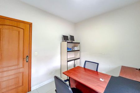 Casa à venda com 300m², 3 quartos e 2 vagasQuarto 2