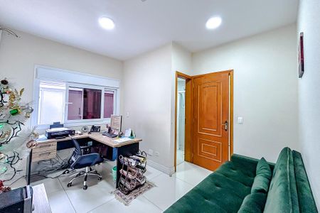 Casa à venda com 300m², 3 quartos e 2 vagasSuite 2
