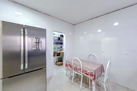 Casa à venda com 300m², 3 quartos e 2 vagasCozinha