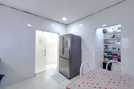 Casa à venda com 300m², 3 quartos e 2 vagasCozinha