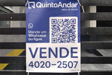 Studio à venda com 33m², 1 quarto e 1 vaga Studio à venda com 33m², 1 quarto e 1 vagaFachada