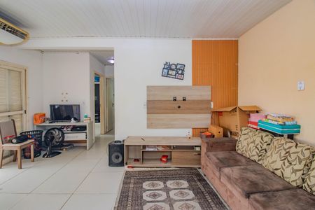 Casa à venda com 285m², 5 quartos e 4 vagas Casa à venda com 285m², 5 quartos e 4 vagasSala - Edícula