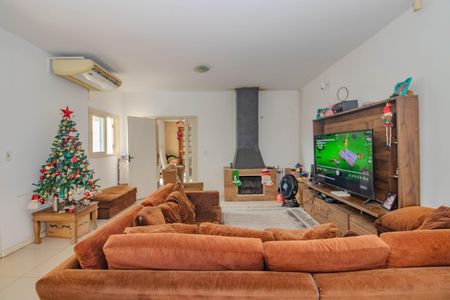 Casa à venda com 285m², 5 quartos e 4 vagas Casa à venda com 285m², 5 quartos e 4 vagasSala