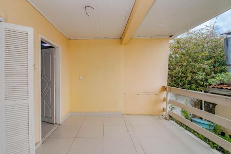 Casa à venda com 285m², 5 quartos e 4 vagas Casa à venda com 285m², 5 quartos e 4 vagasVaranda - Edícula