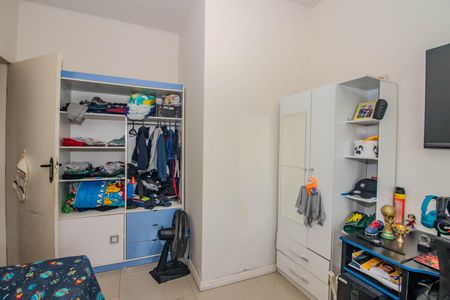 Casa à venda com 285m², 5 quartos e 4 vagas Casa à venda com 285m², 5 quartos e 4 vagasQuarto 1