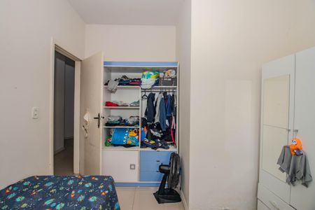 Casa à venda com 285m², 5 quartos e 4 vagas Casa à venda com 285m², 5 quartos e 4 vagasQuarto 1