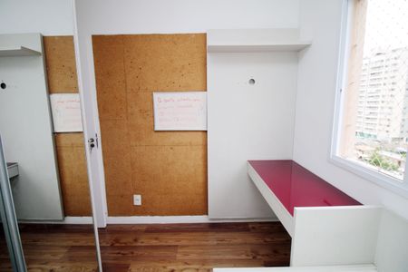 Apartamento para alugar com 71m², 3 quartos e 1 vagaQuarto 2