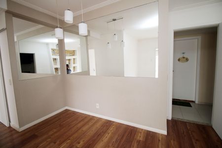 Sala de apartamento para alugar com 3 quartos, 71m² em Vicente de Carvalho, Rio de Janeiro
