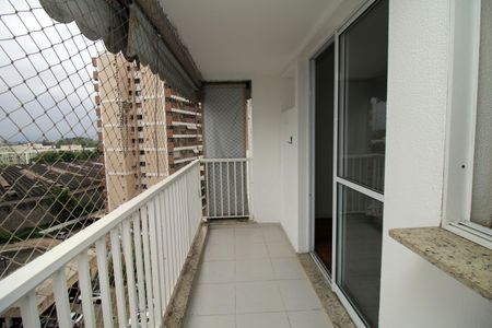 Apartamento para alugar com 71m², 3 quartos e 1 vagaVaranda