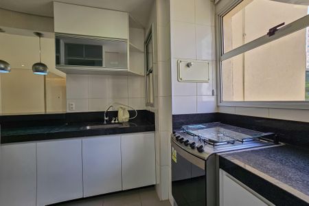 Apartamento à venda com 115m², 3 quartos e 2 vagas Apartamento à venda com 115m², 3 quartos e 2 vagasCozinha