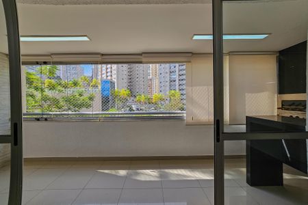 Apartamento à venda com 115m², 3 quartos e 2 vagas Apartamento à venda com 115m², 3 quartos e 2 vagasVaranda da Sala