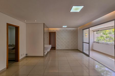 Apartamento à venda com 115m², 3 quartos e 2 vagas Apartamento à venda com 115m², 3 quartos e 2 vagasSala