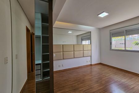 Apartamento à venda com 115m², 3 quartos e 2 vagas Apartamento à venda com 115m², 3 quartos e 2 vagasQuarto 3 - Suíte