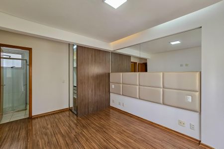 Apartamento à venda com 115m², 3 quartos e 2 vagas Apartamento à venda com 115m², 3 quartos e 2 vagasQuarto 3 - Suíte