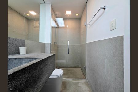 Apartamento para alugar com 72m², 1 quarto e 2 vagas Apartamento para alugar com 72m², 1 quarto e 2 vagasBanheiro da Suíte