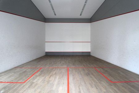 Apartamento para alugar com 72m², 1 quarto e 2 vagas Apartamento para alugar com 72m², 1 quarto e 2 vagasQuadra Esportiva