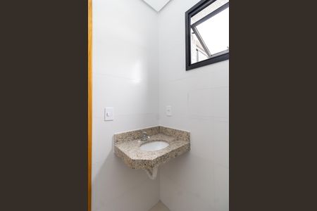 Apartamento à venda com 42m², 2 quartos e 1 vaga Apartamento à venda com 42m², 2 quartos e 1 vagaBanheiro